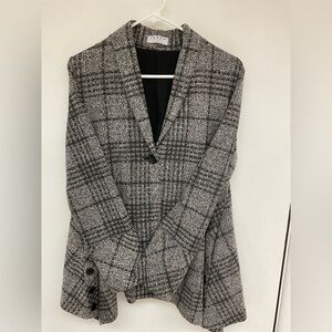Gray Knit Sweater/jacket
